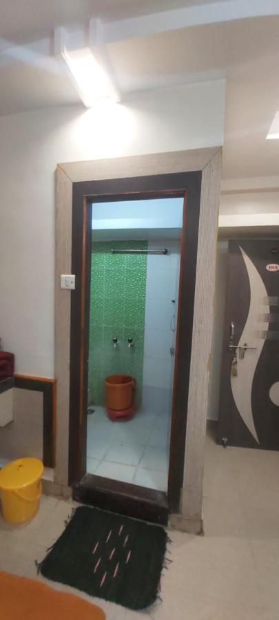 Sai Raghunandan Guest House Shirdi Eksteriør bilde
